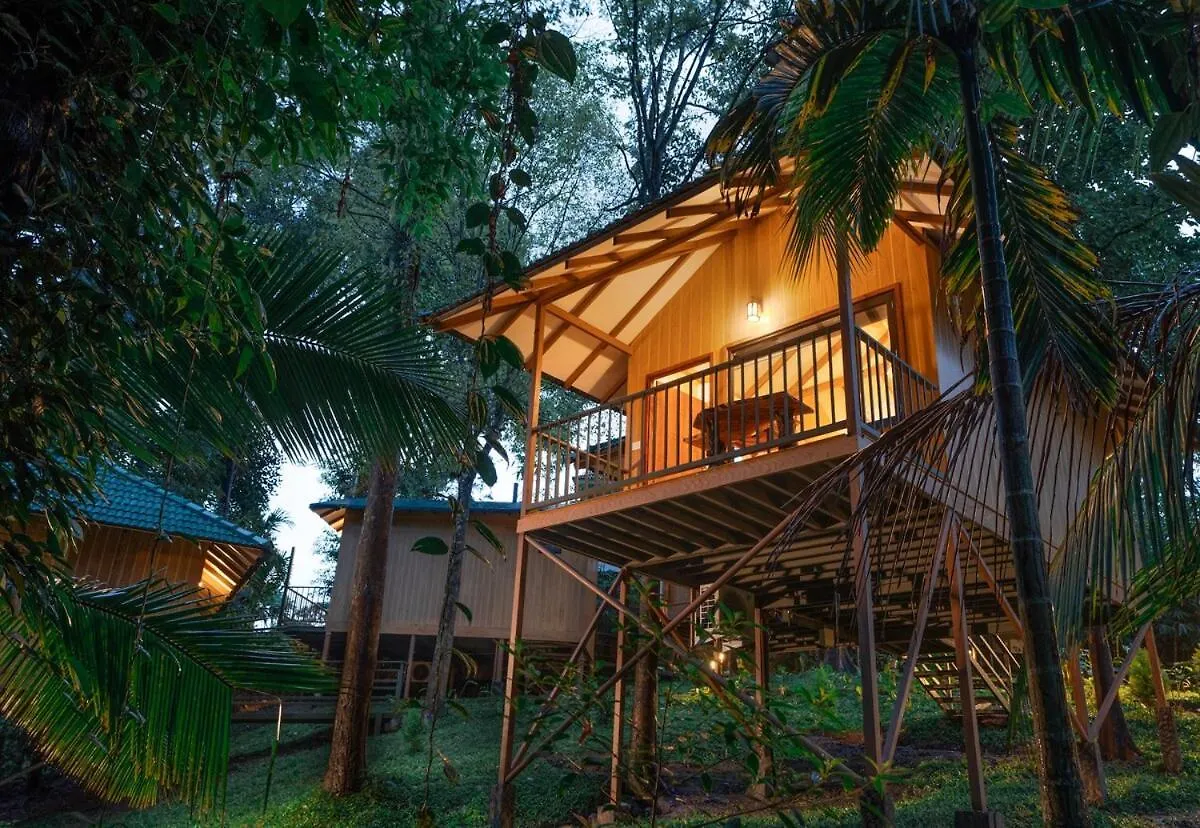 Tatil Evi De Spicewoods, Ac Cabin, Pool, Couple Only Kalpatta