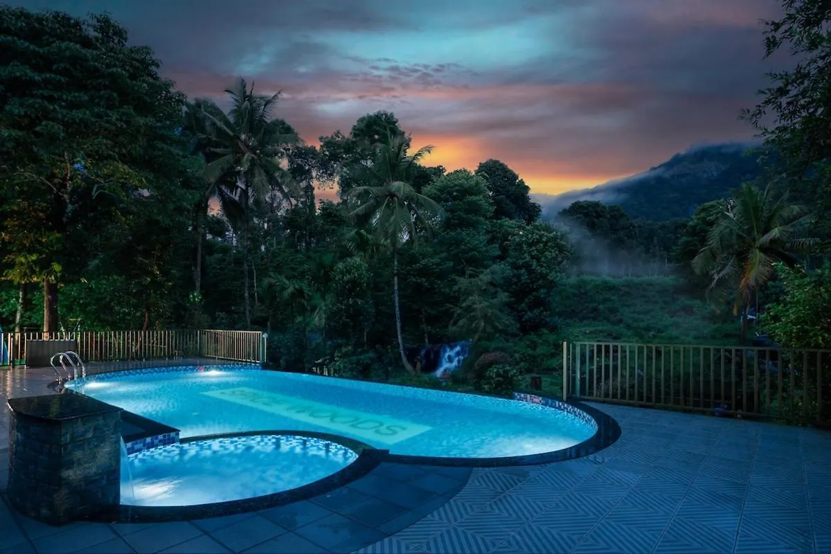 De Spicewoods, Ac Cabin, Pool, Couple Only Kalpatta