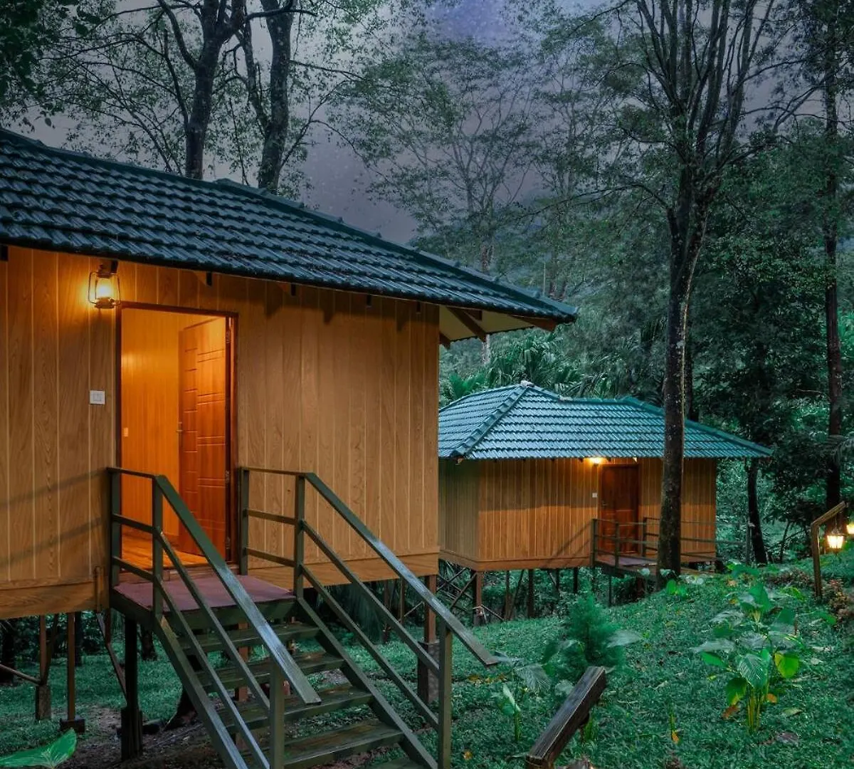 De Spicewoods, Ac Cabin, Pool, Couple Only Kalpatta